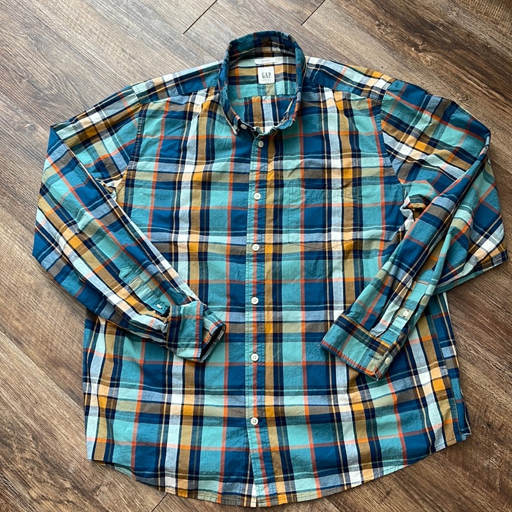 Gap Untucked Long Sleeve Plaid Button Down Size XL